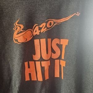 T-shirt 420 friendly